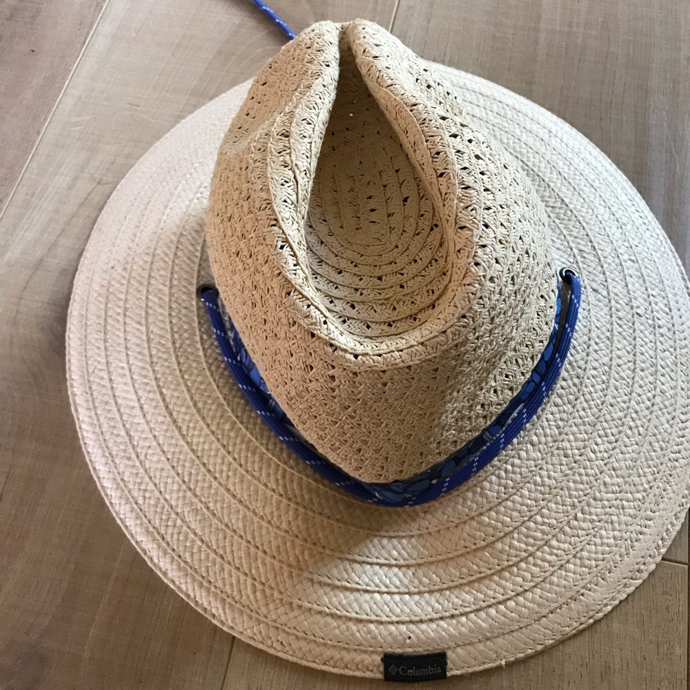 Hat Columbia